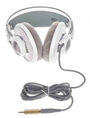 AKG - K701