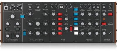Behringer - Model D