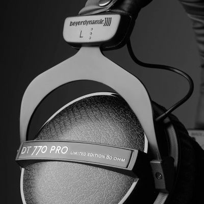 Beyerdynamic - DT 770 PRO (80 Ом) (черные)
